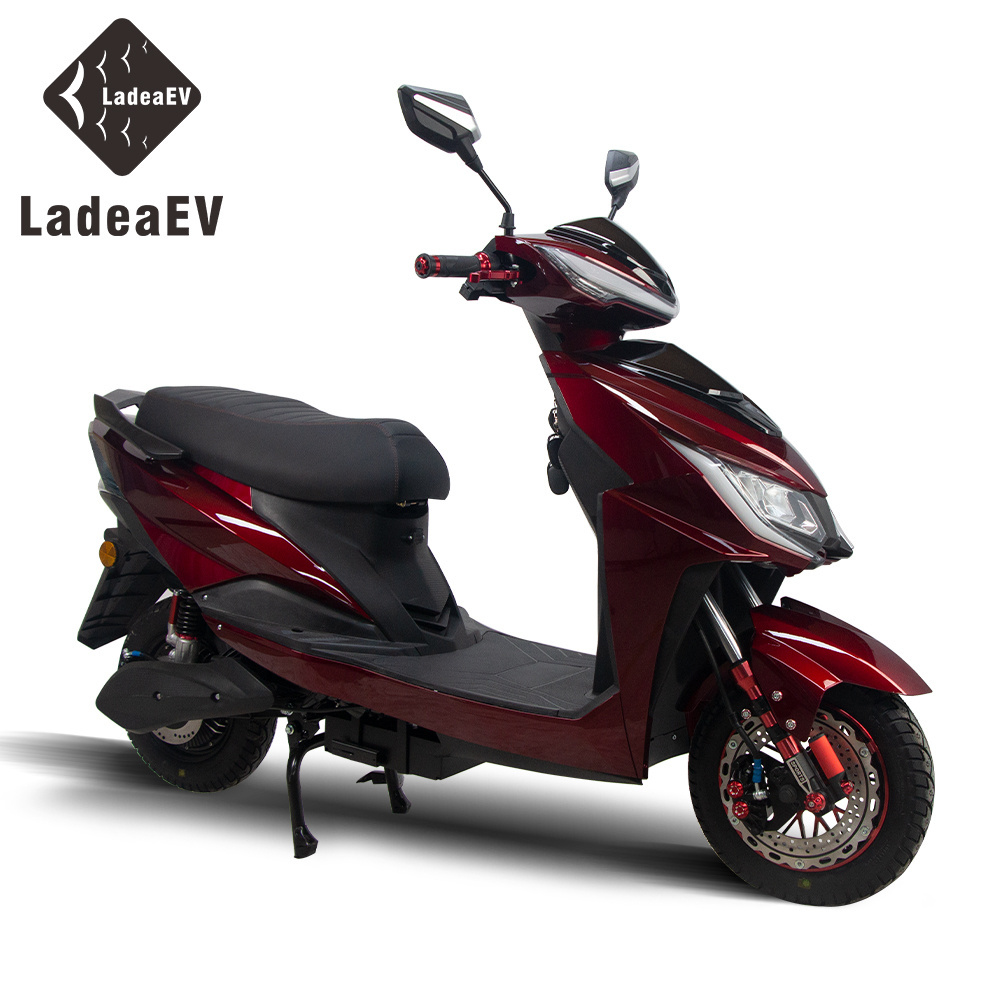 1000W-1500W automatic scooter motorcycle 55km/h electric motorcycle price in pakistan