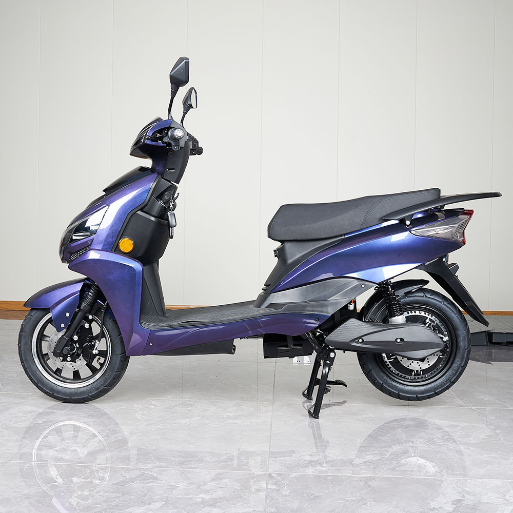 CKD SKD 12inch 1100W/1300W 65km/h speed 70km range purple ev scooter electric motorcycle