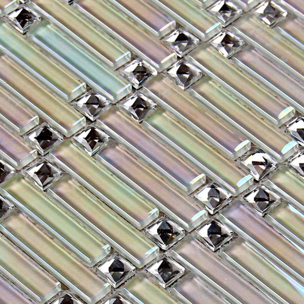 Crystal glass mosaic for wall decoration bathtub edge  clear glass strips mosaic and  the polishing small 3D mirror square tile