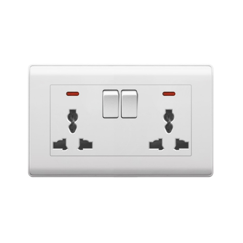 China manufacturer UK standard wall outlet power switch and socket supplier