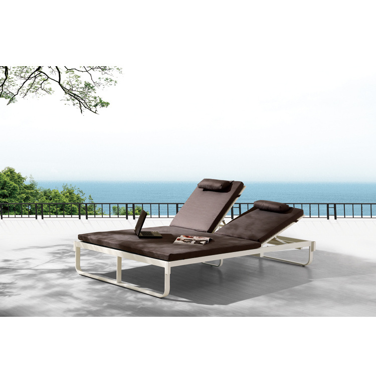 Hot sale outdoor patio double rattan sun bed adjustable beach sun lounger