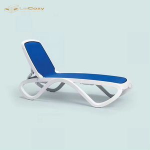 Outdoor Modern Lounge Folding Patio Swimming Pool Sun Bed Beach Chair Lounge Chair