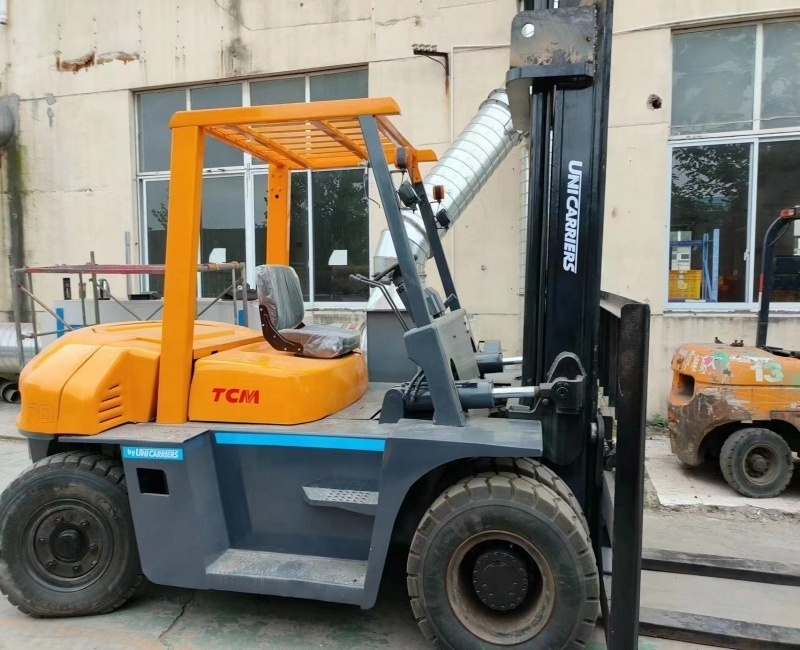 super quality TCM 7 ton FD70Z8 used secondhand diesel forklift with ISUZU engine 6BG1