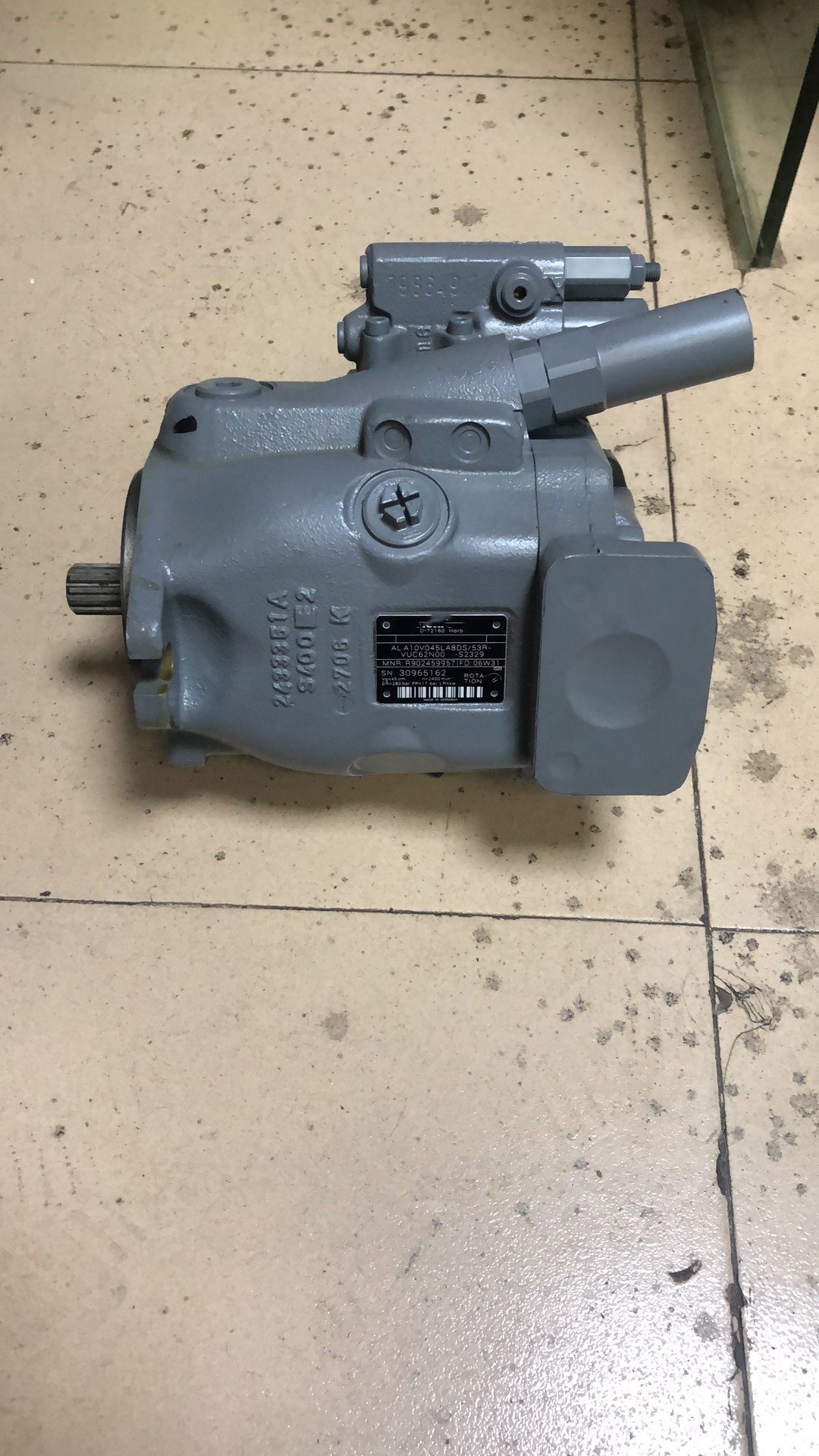 Hydraulic piston pump A10 A10VO A10VO28 A10VO45 A10VO71 hydraulic pump A10VO45LA8DS/53R-VUC12N00-S2329