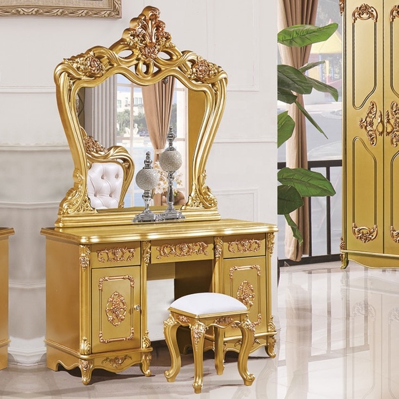 French royal palace king size double bed bedroom gold European furniture set luxury leather princess bed