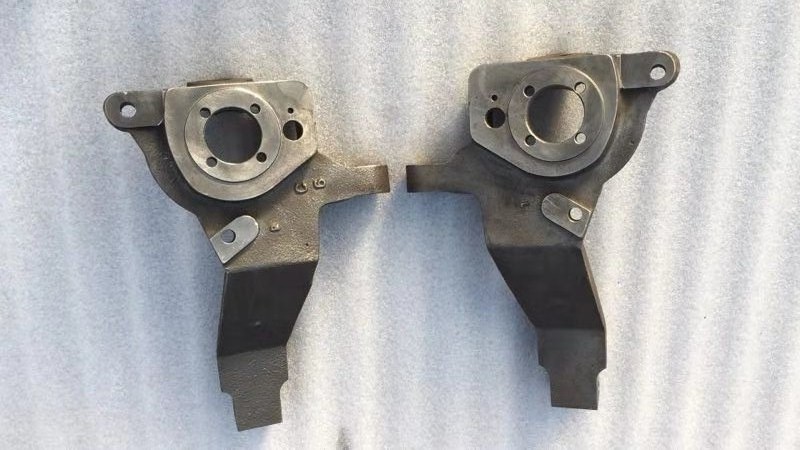 Chevrolet GMC  Lift Spindles Steering Knuckles 3