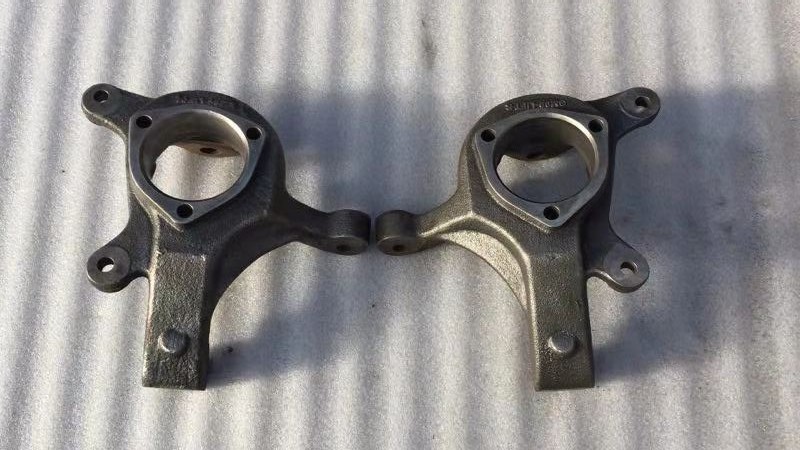 Chevrolet GMC  Lift Spindles Steering Knuckles 3