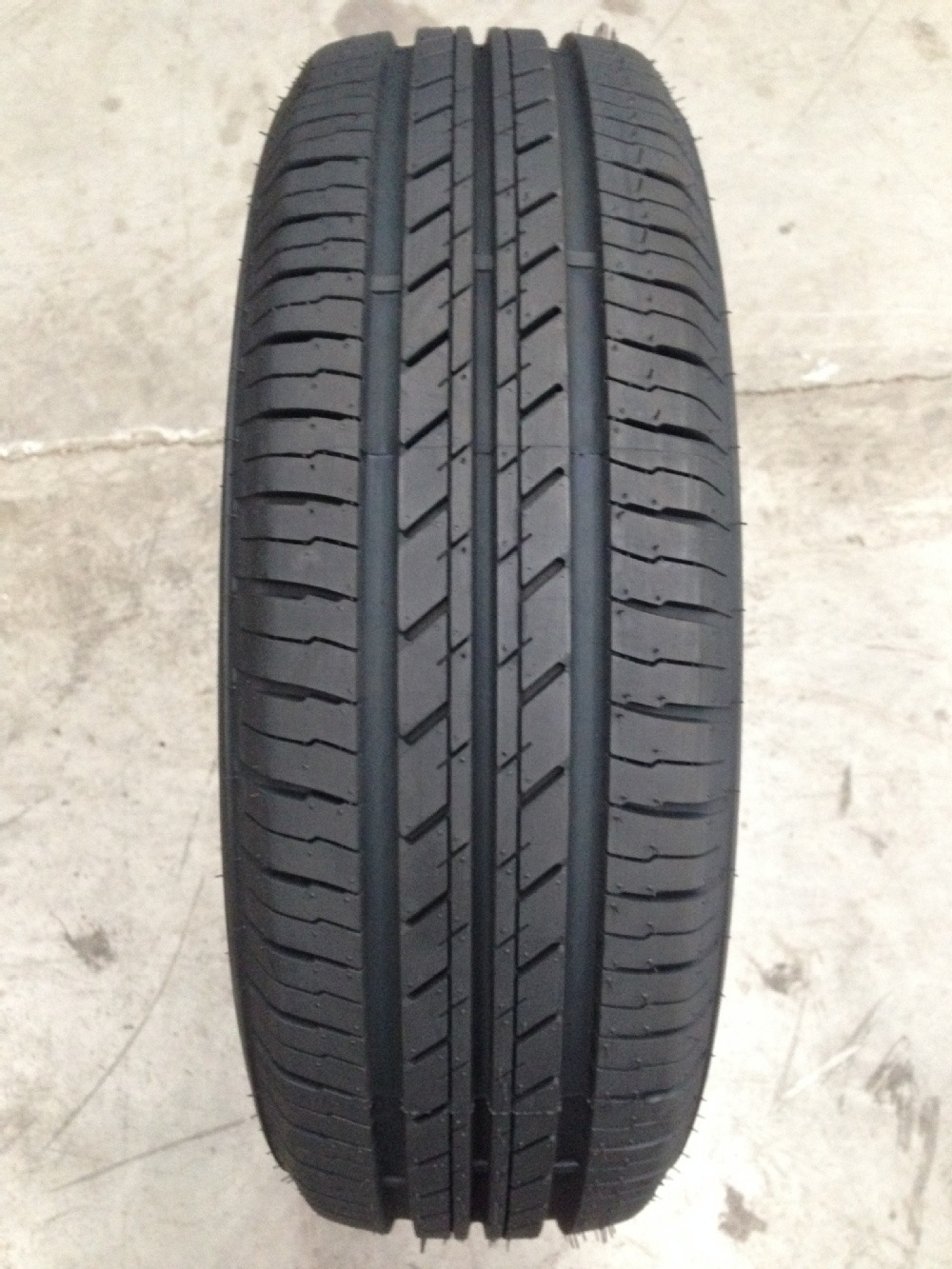 HAIDA BRAND FACTORY WHOLESALE PRICE CAR TYRE 245/45R19 245/55R19 255/40R19 PASSENGER TIRE