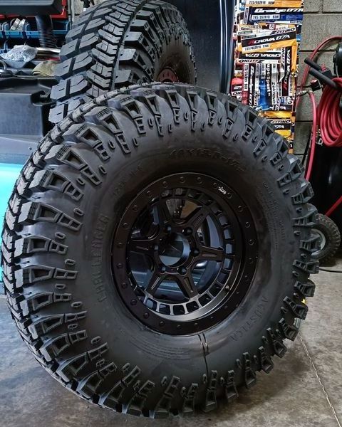 LAKESEA 4x4 tires/mud terrain racing tires/suv tires aggressive MT tire 285/75R16 unique design 40x13.5-17 tire