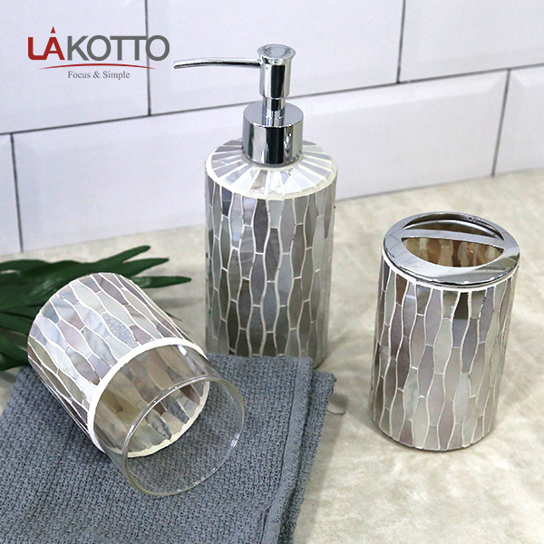 2023 hot selling New gadgets 3 Piece Housewares Glass Mosaic Bathroom Accessory Set for Hotel Home Restaurant Bathroom