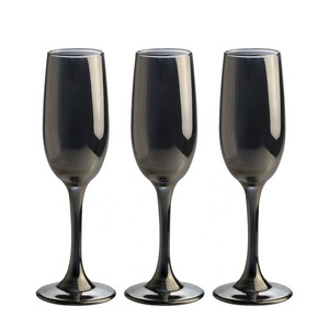 Manufacturer supply champagne glasses black goblet wine glass can be custom glass goblet