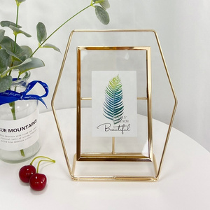 Factory Wholesale Artistic Luxurious Transparent Frame Picture 3D New Design Oem Frame Gallery Glass Metal Photo Frame