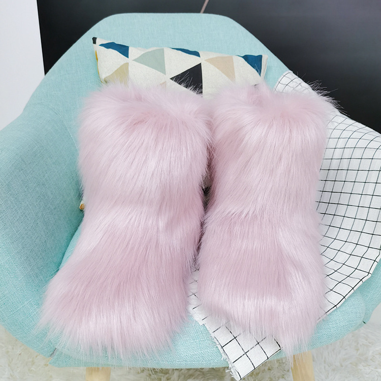 China Latest Design Fashion Custom Wholesale Fluffy Women Boots