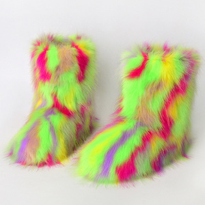 China Latest Design Fashion Custom Wholesale Fluffy Women Boots