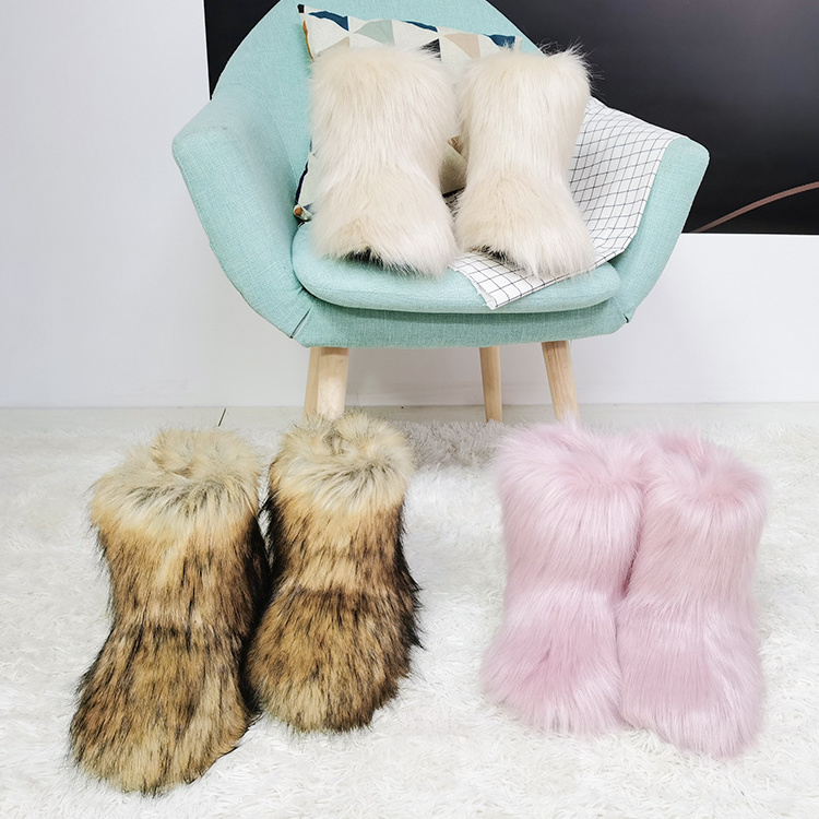 China Latest Design Fashion Custom Wholesale Fluffy Women Boots