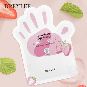 BREYLEE Private Label Strawberry Brightening Skin Mask Gloves Exfoliating Moisturizing Hand Mask