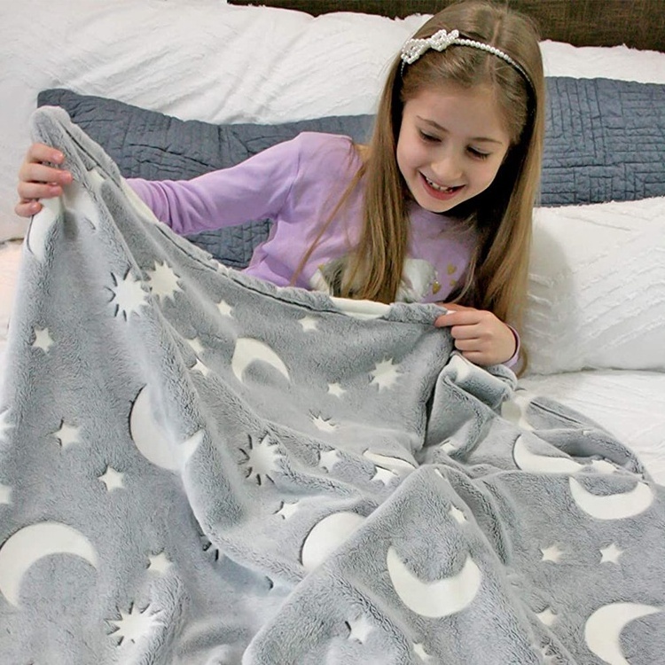 Grey moon star soft plush throw flannel blanket glow in the dark fleece blanket for kids