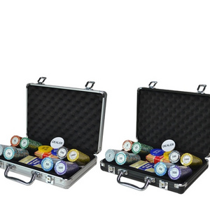 200 PCS Clay Casino Poker Chips Set With Aluminum Box For Adult Gambling