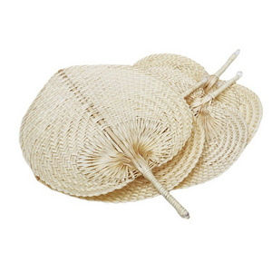 No MOQ Craft Children Cool and retro Weave Hand Fan Heart/ Handwoven Personalized Palm Rattan Hand Fans