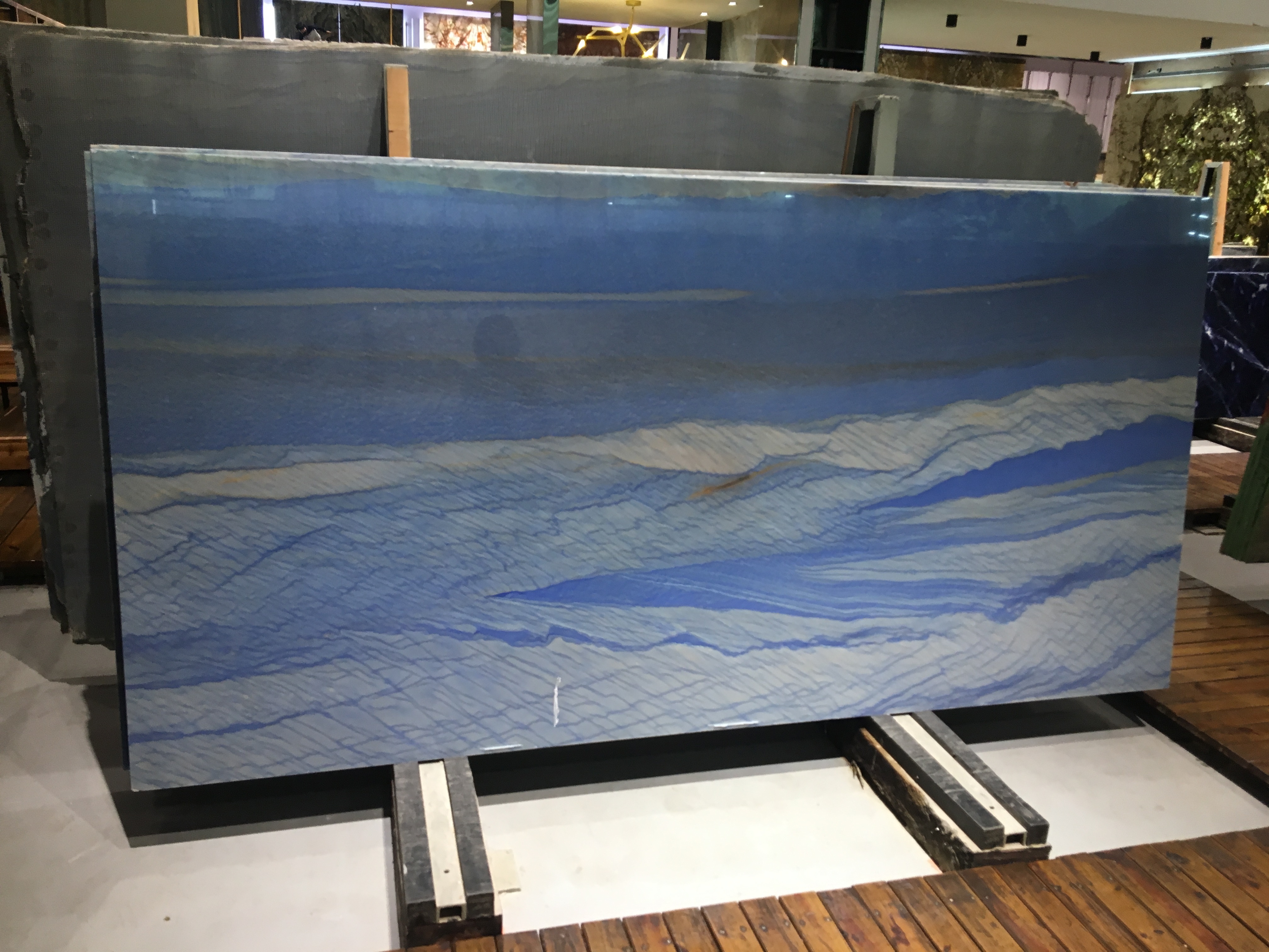 Interior Design Azul Macaubas Quartzite Slabs Tiles Polished Slabs Blue Stone Countertop Natural Stone Quartzite