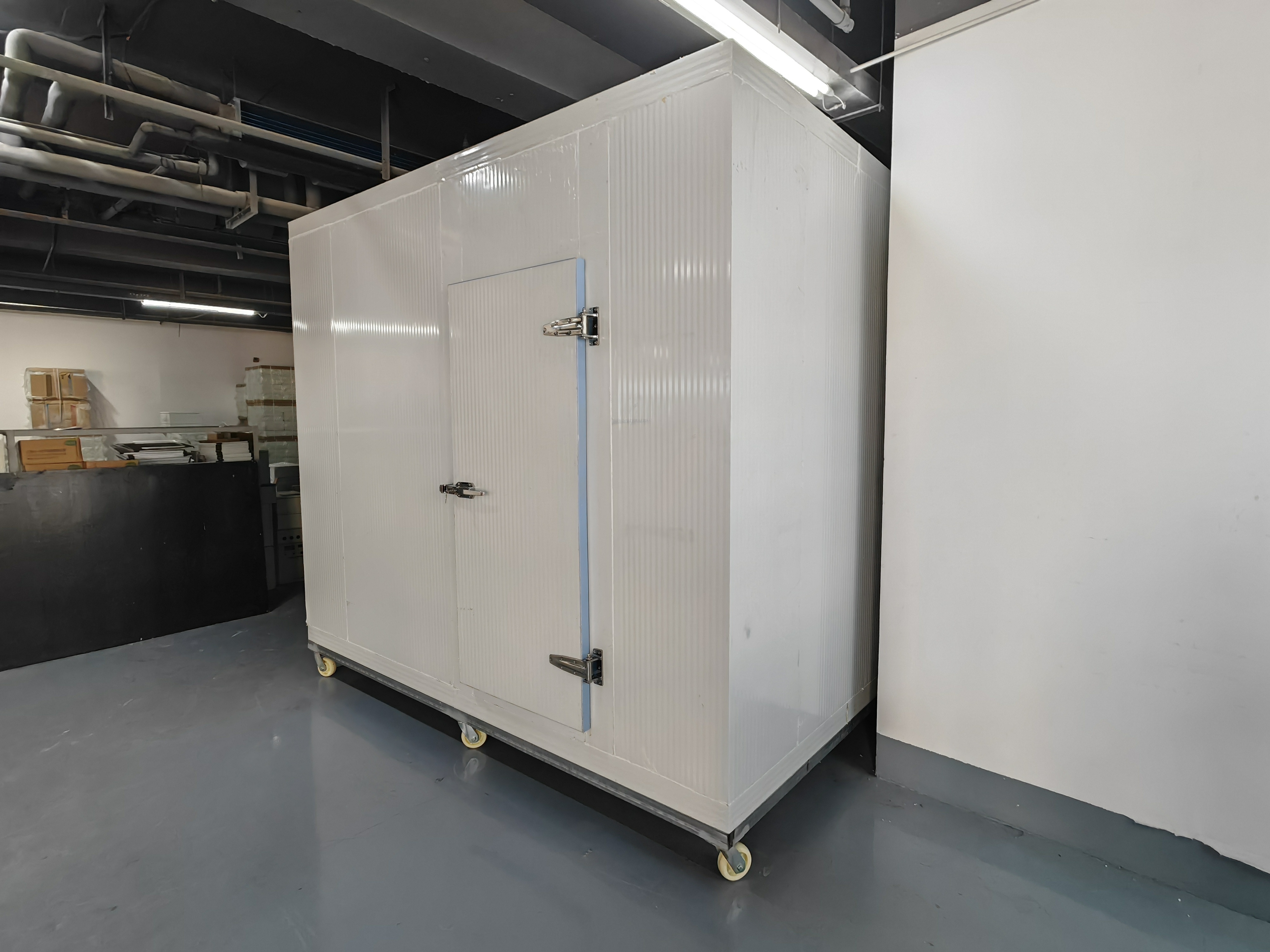 Manufacturers hot sale can be customised air cooling system display walk-in freezer cold room glass door Price is preferential