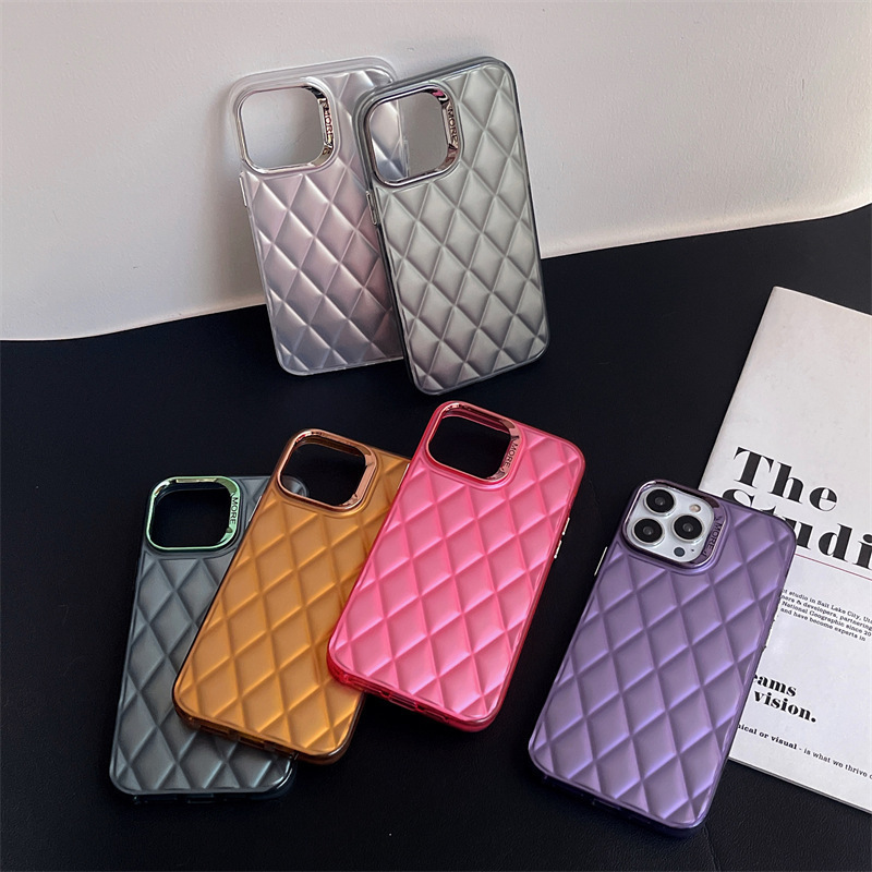 High-grade electroplated solid color plaid mobile phone case for iPhone15promax 14pro 13pro fall protection case 12 11