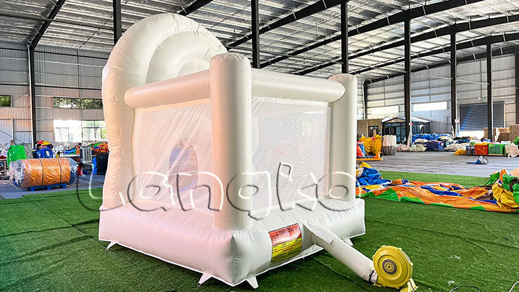 Cartoon Dinosaur Wedding white bounce house slide white castle bounce house with ball pit for kids