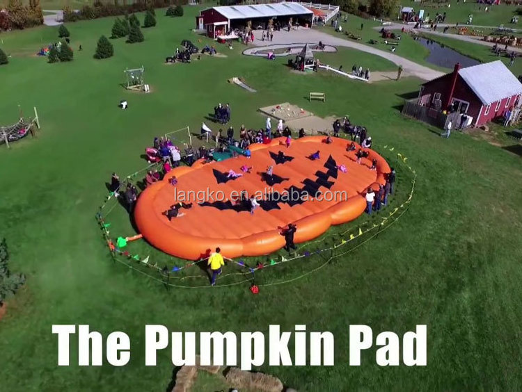 Custom giant huge halloween jumping bounce pads inflatable pumpkin pad for kids adults jump