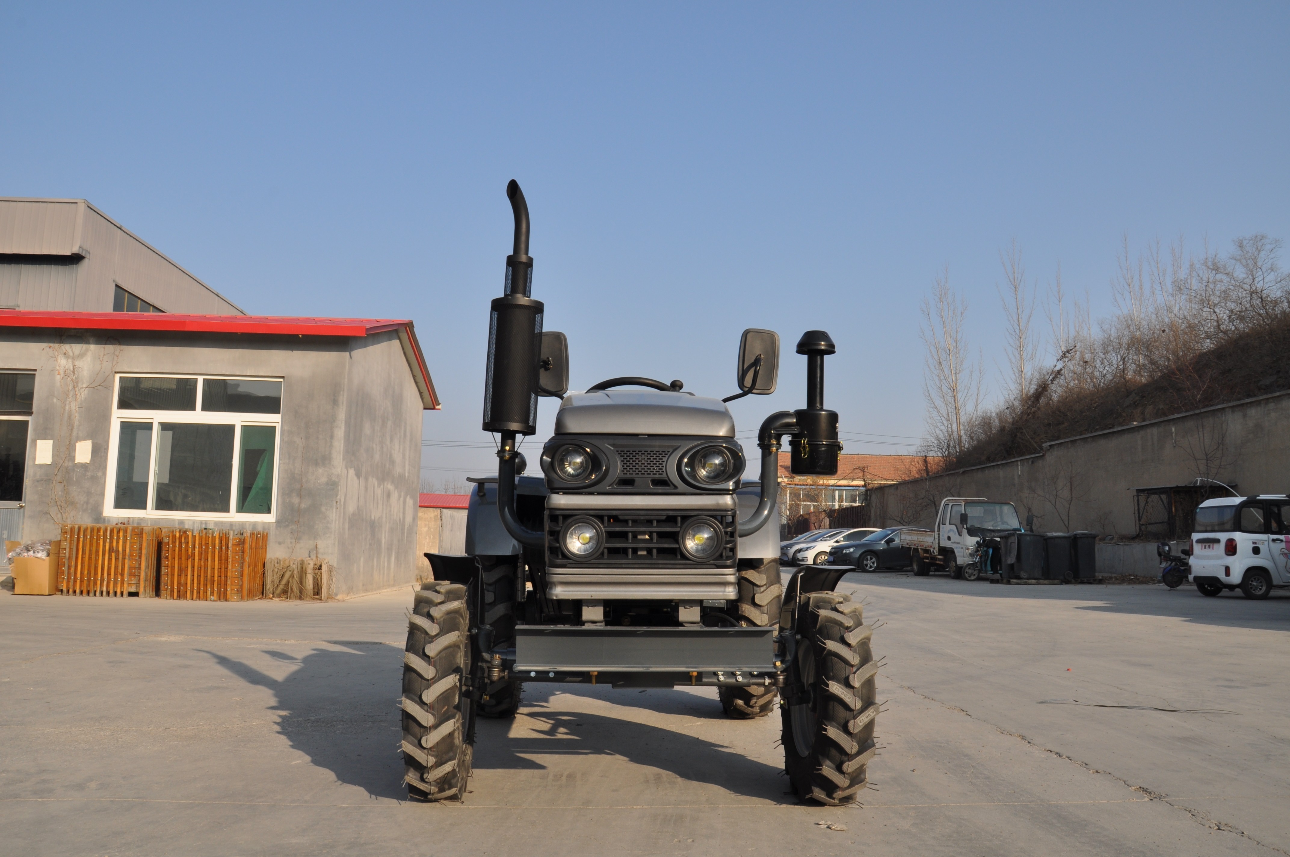 22hp 2wd Reliable and Cheap crawler tractor mini garden tractors At Good Price for sale