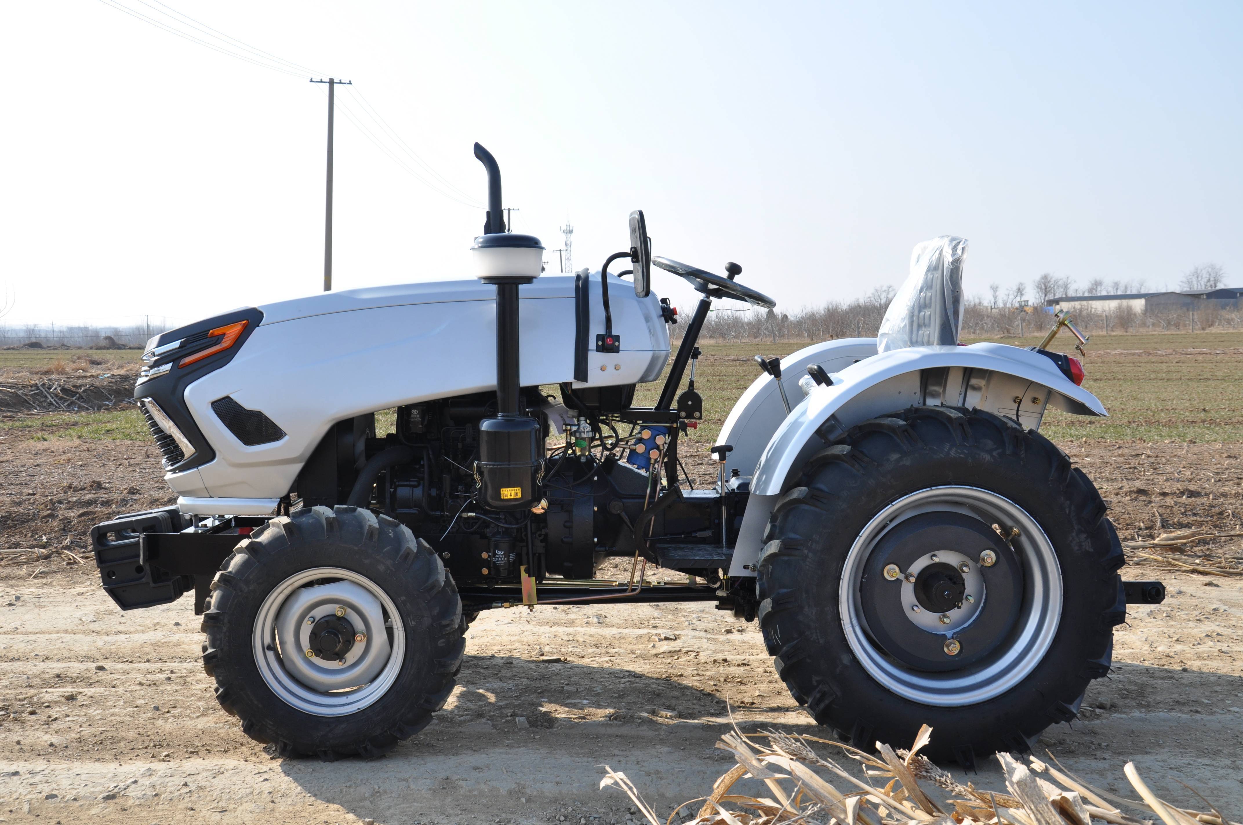 24HP farm 4wd tractor small cultivator Crawler lawn mower tractor