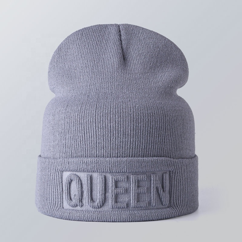 New Style King Queen Logo Winter Hats Solid Color Cuffed Beanie Custom Logo Acrylic Wool Skull Cap for Women