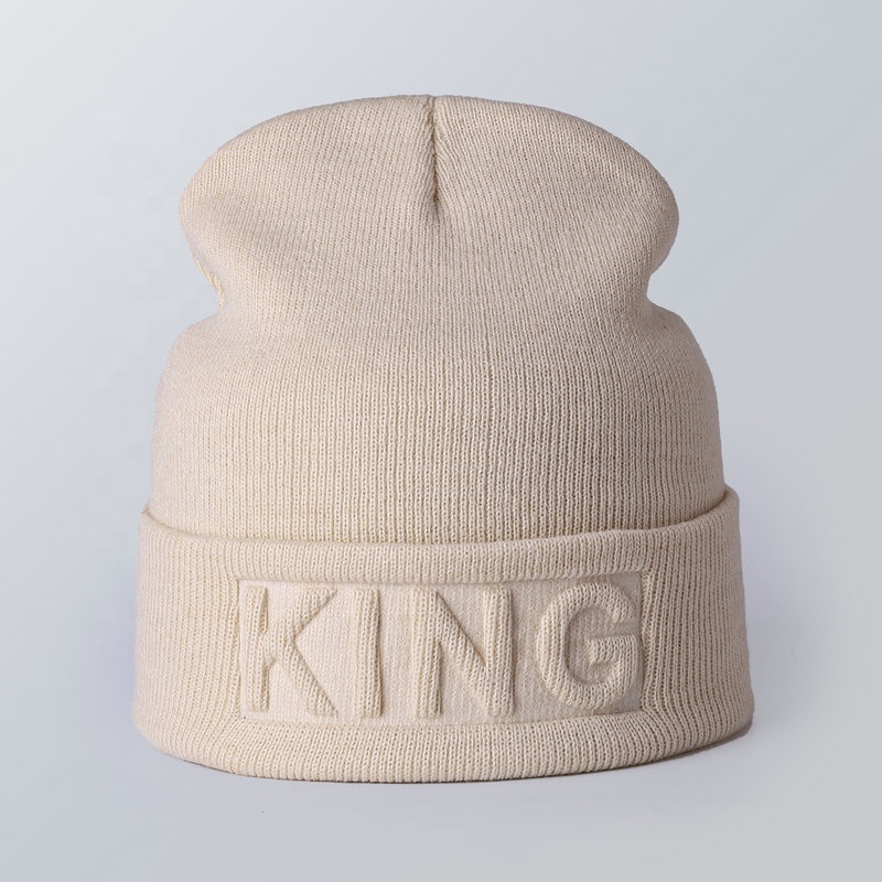 New Style King Queen Logo Winter Hats Solid Color Cuffed Beanie Custom Logo Acrylic Wool Skull Cap for Women