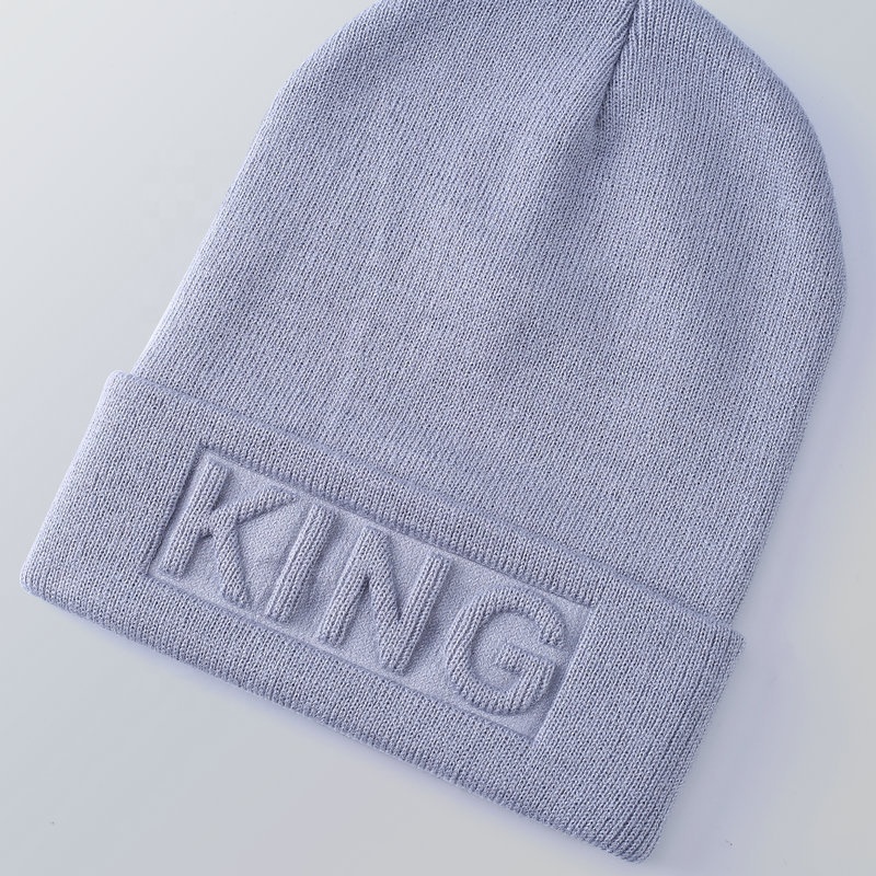 New Style King Queen Logo Winter Hats Solid Color Cuffed Beanie Custom Logo Acrylic Wool Skull Cap for Women