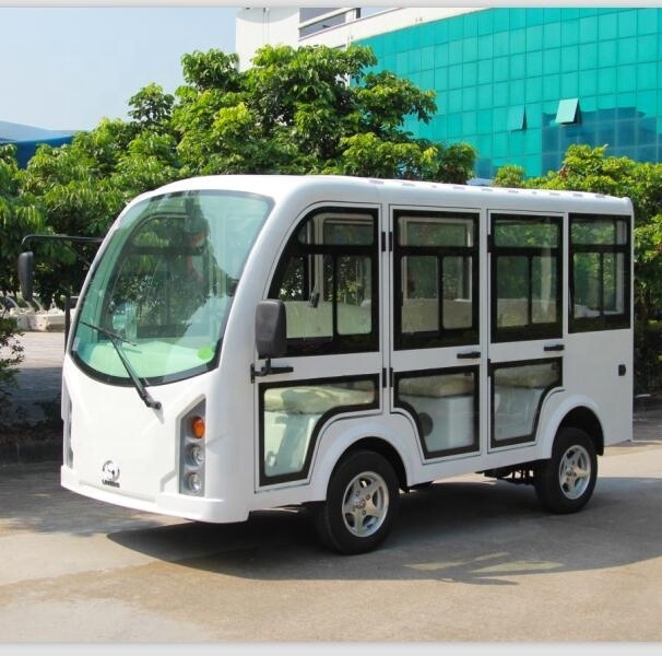 8 Seats Closed Body Electric Shuttle Bus