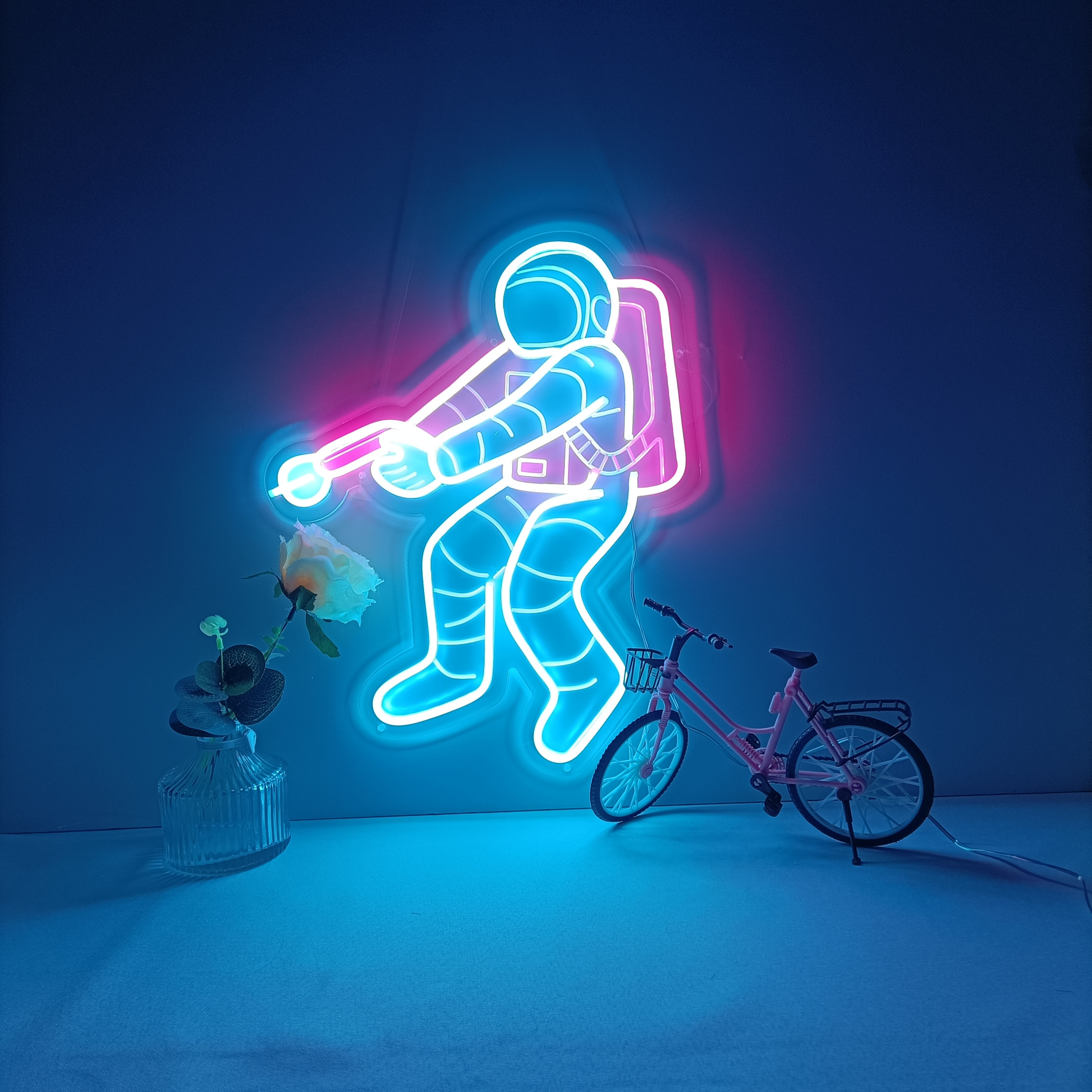 Brightness Adjustable Wall Decor 3D Art Astronaut Neon Light Spaceman LED Neon Signs for Man Cave, Kids Room