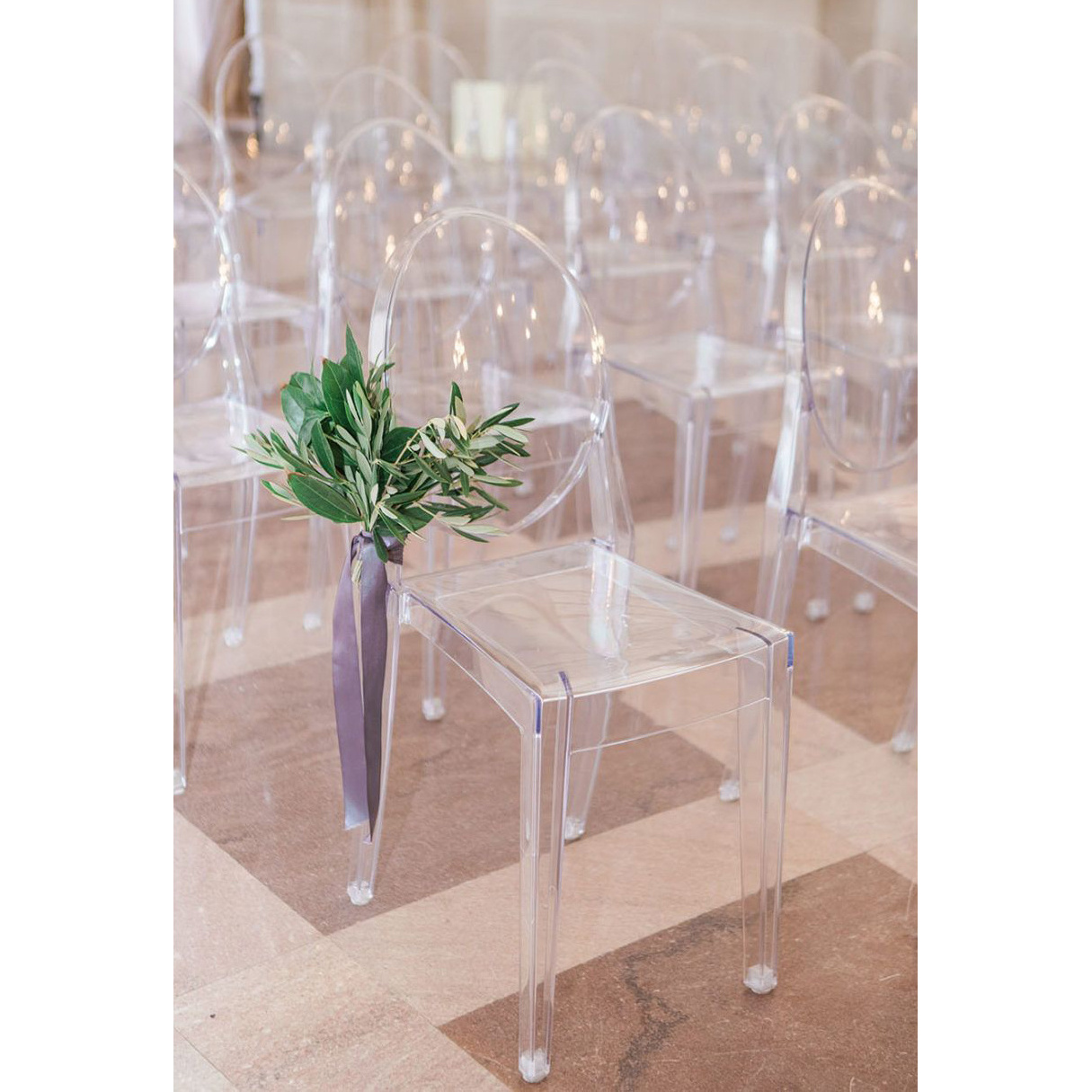 Wholesale Detachable Event Rental Chiavari Ghost Acrylic Chair Wedding Dining Clear Acrylic Chair For Events