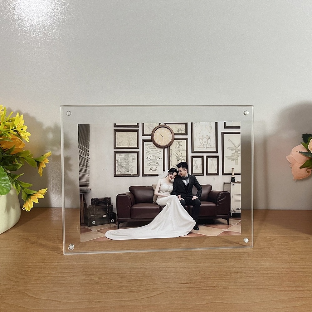 Transparent Custom Sized Display Acrylic Picture Frame 6*8 5*7 4*6 A4 Clear Wholesale Magnetic Acrylic Photo Frame With Stand