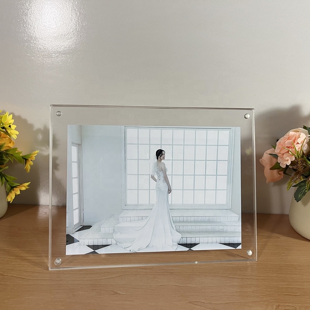 Transparent Custom Sized Display Acrylic Picture Frame 6*8 5*7 4*6 A4 Clear Wholesale Magnetic Acrylic Photo Frame With Stand