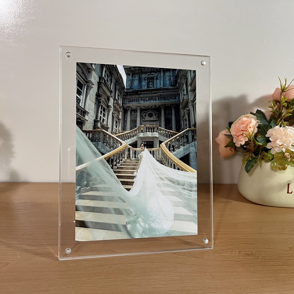 Transparent Custom Sized Display Acrylic Picture Frame 6*8 5*7 4*6 A4 Clear Wholesale Magnetic Acrylic Photo Frame With Stand