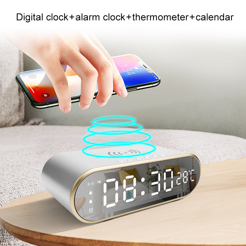 Electronic Gadgets Multifunctional Clock Smart Calendar Temperature Digital Alarm Clock Wireless Charger for Home Office T6 250g