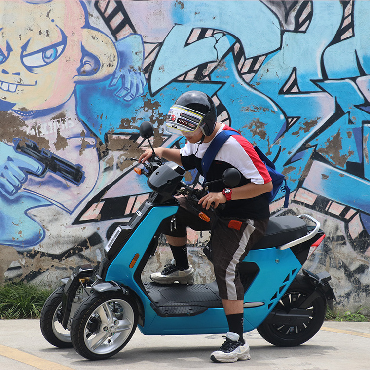 V28 Itango China EEC 72V 27AH 3 Wheel Electric Scooter 2000W Adults Vehicle High Speed Tumbler Passenger Tricycle