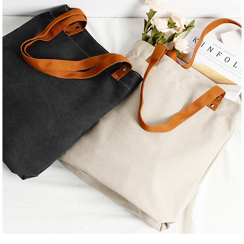 Custom canvas tote bag with leather handle