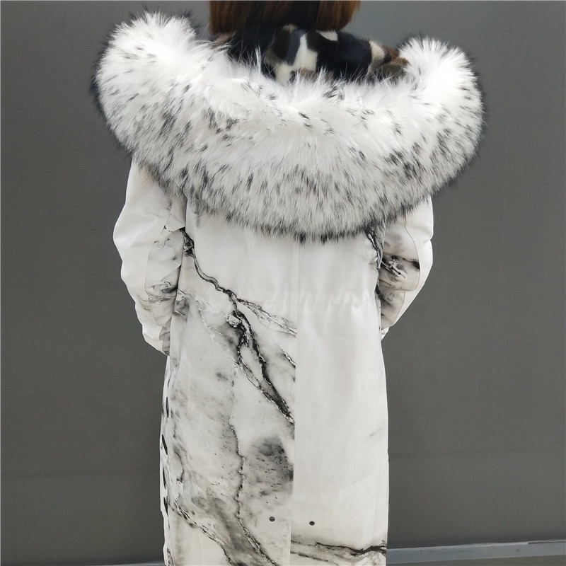 2023 New Designer  Hot Sale Real  fur parka with real Raccoon  fur collar