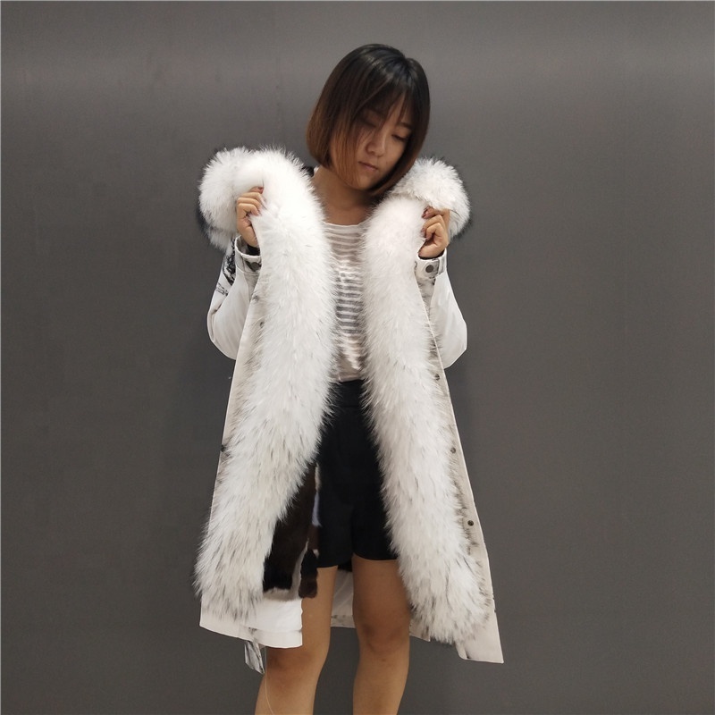 2023 New Designer  Hot Sale Real  fur parka with real Raccoon  fur collar