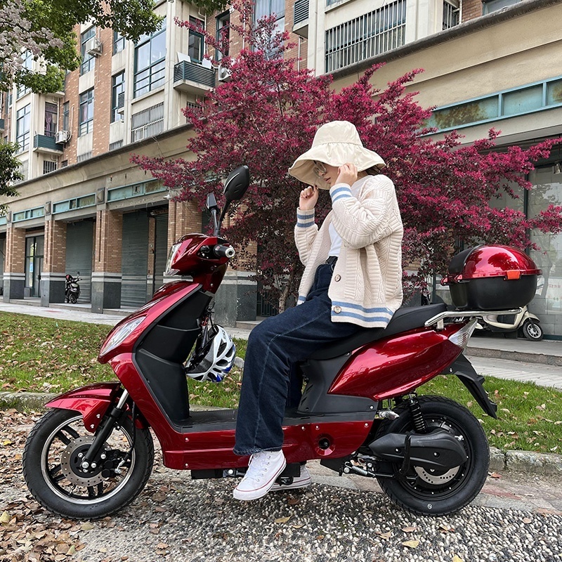 Top selling eec coc street legal e electric motorcycle scooter with removable battery for adults