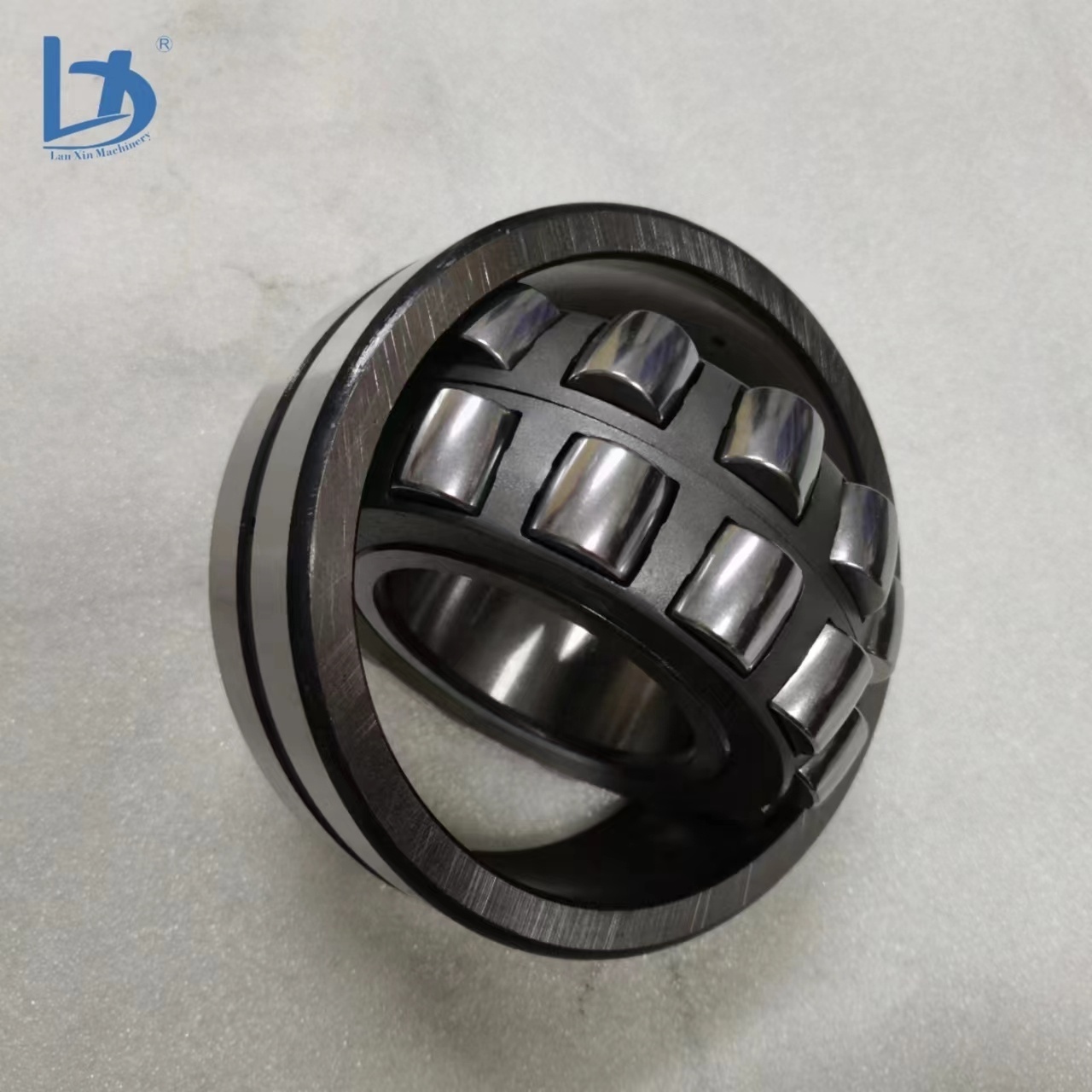 Excavator parts swing device hydraulic reduction gearbox roller bearing 22218CDE4 bearing