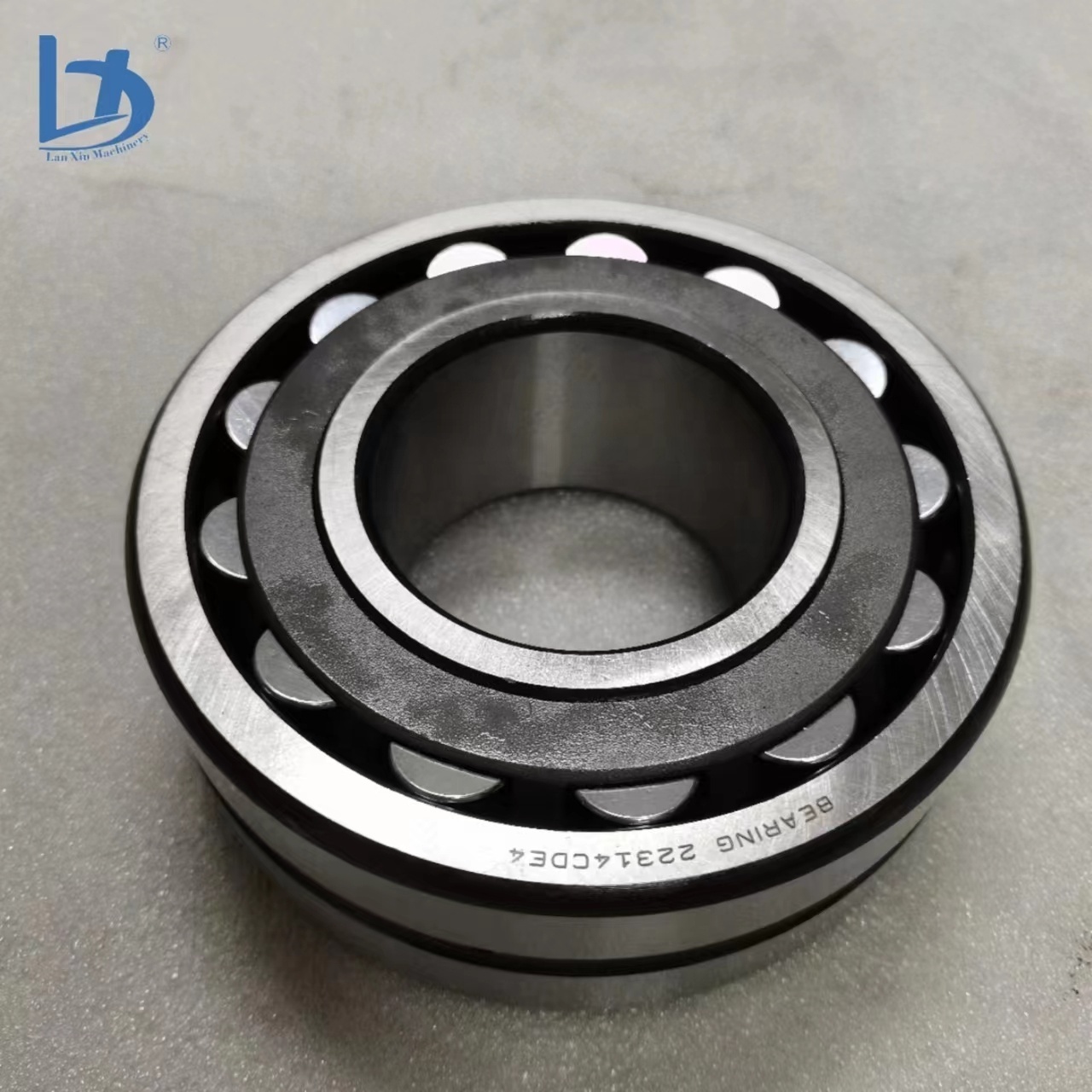 Excavator parts swing device hydraulic reduction gearbox roller bearing 22218CDE4 bearing