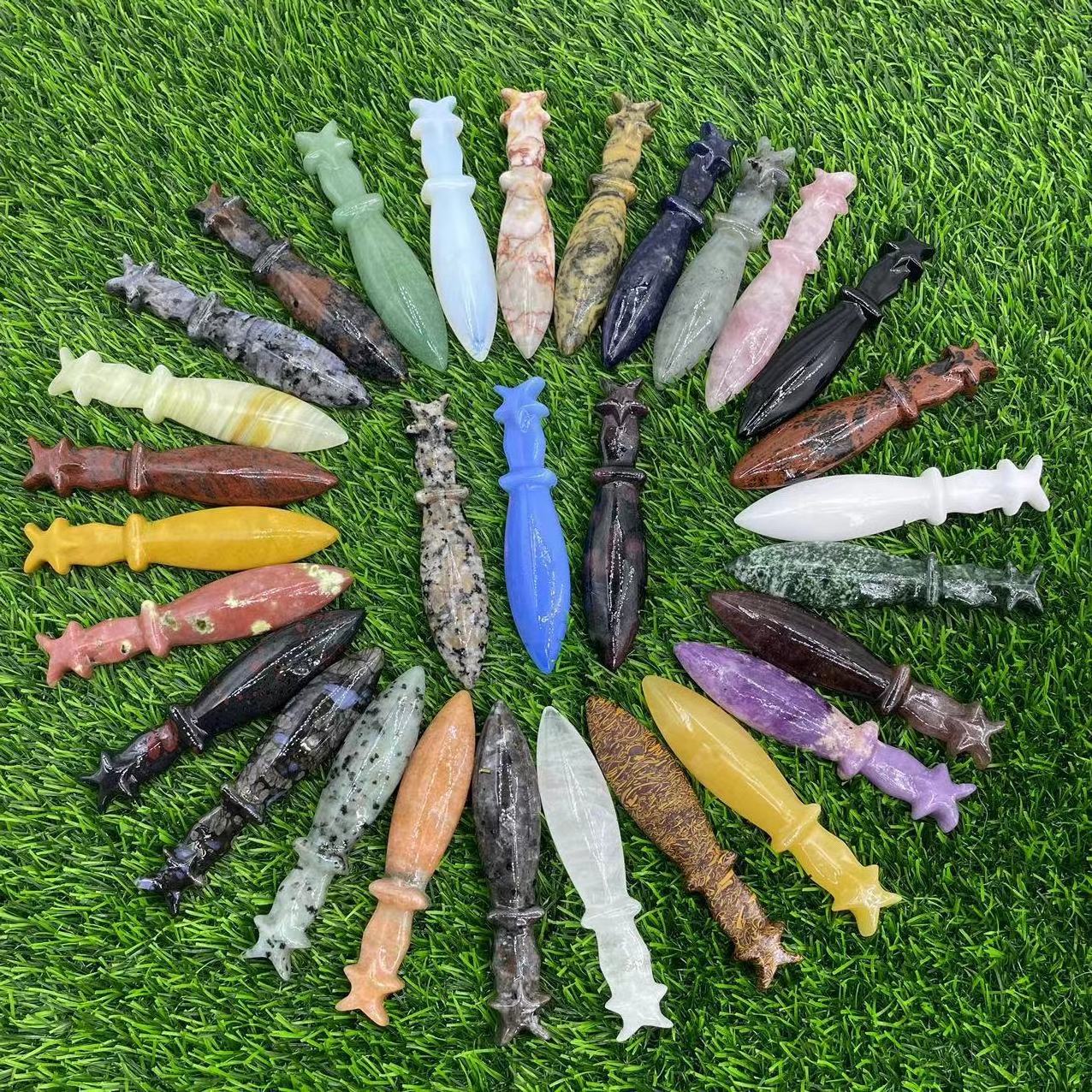 Wholesale 12cm Natural Stone Dagger Semi-precious Carved Decoration Crystal Dagger Crafts