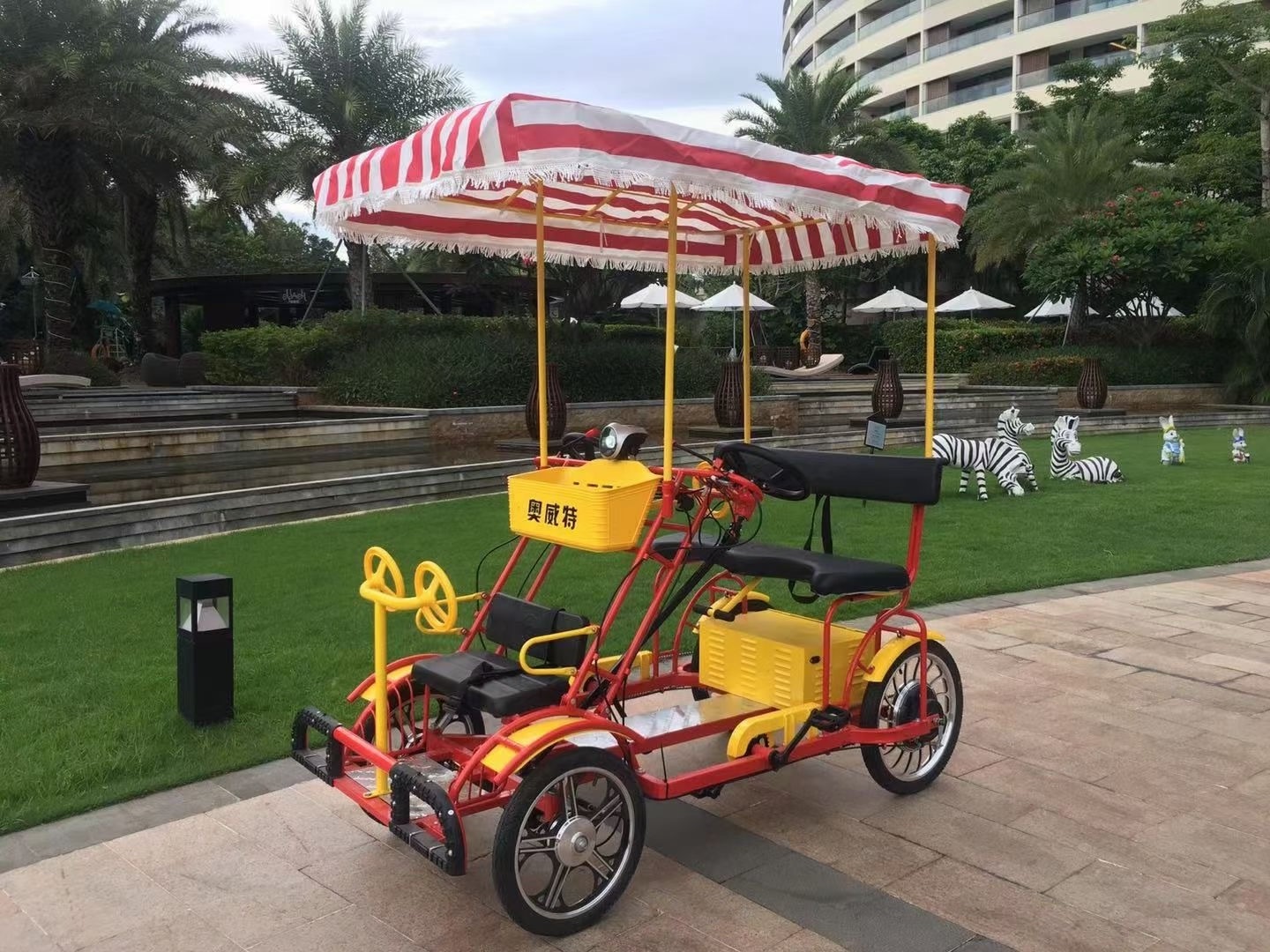 4 Wheels 2 Seats With Canopy Surrey Bikes/4 Person Four Wheel Quadricycle Surrey Sightseeing Bike/24 Inch Bike