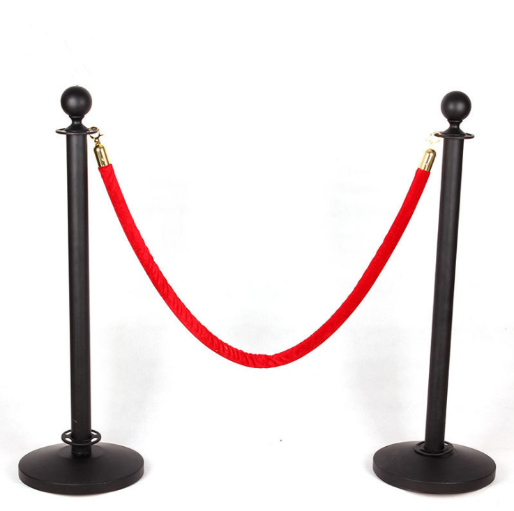 Customizable Red Carpet Pole And Velvet Queue Black Rope Barriers